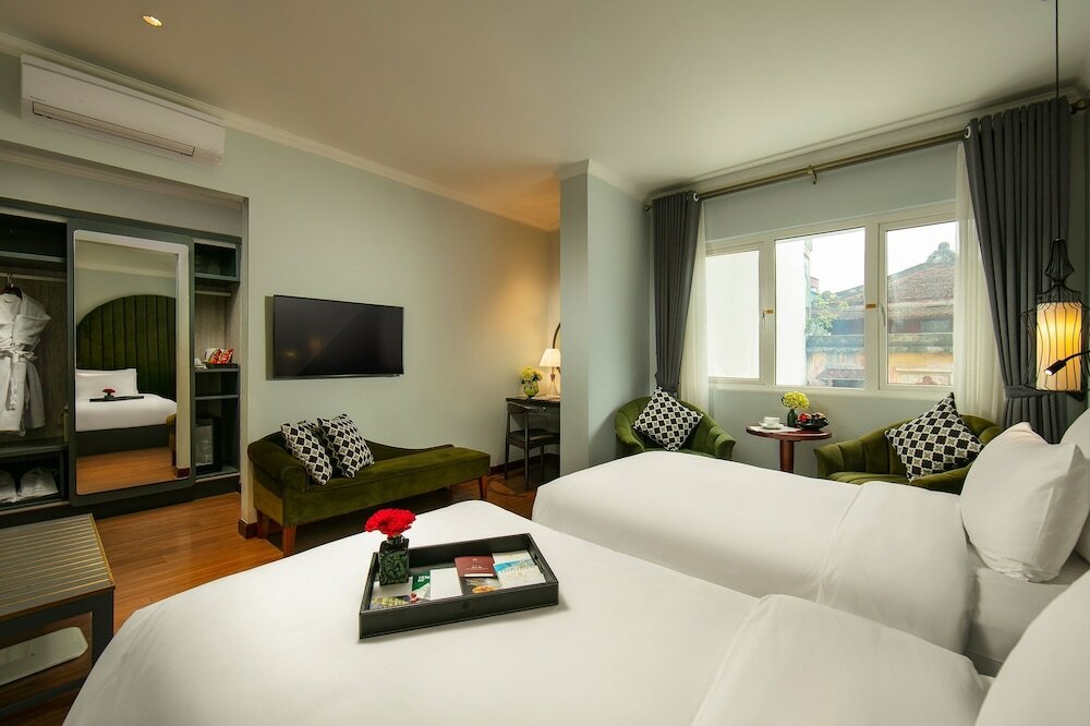 Фото La Mejor Hotel & Sky Bar