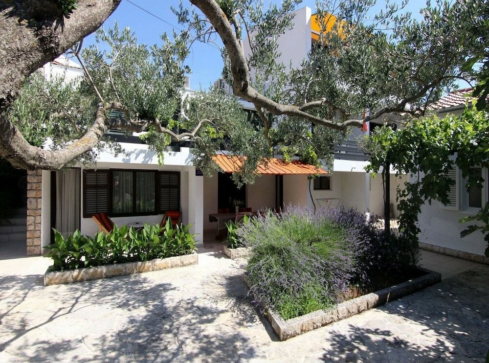 Фото Nik - 50m From Beach - A3