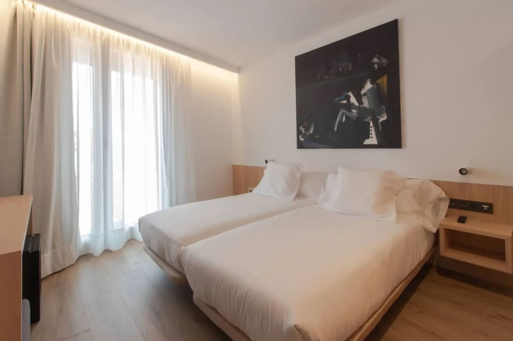 Фото Hotel Cortabitarte