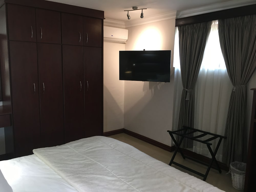 Фото The Meritus