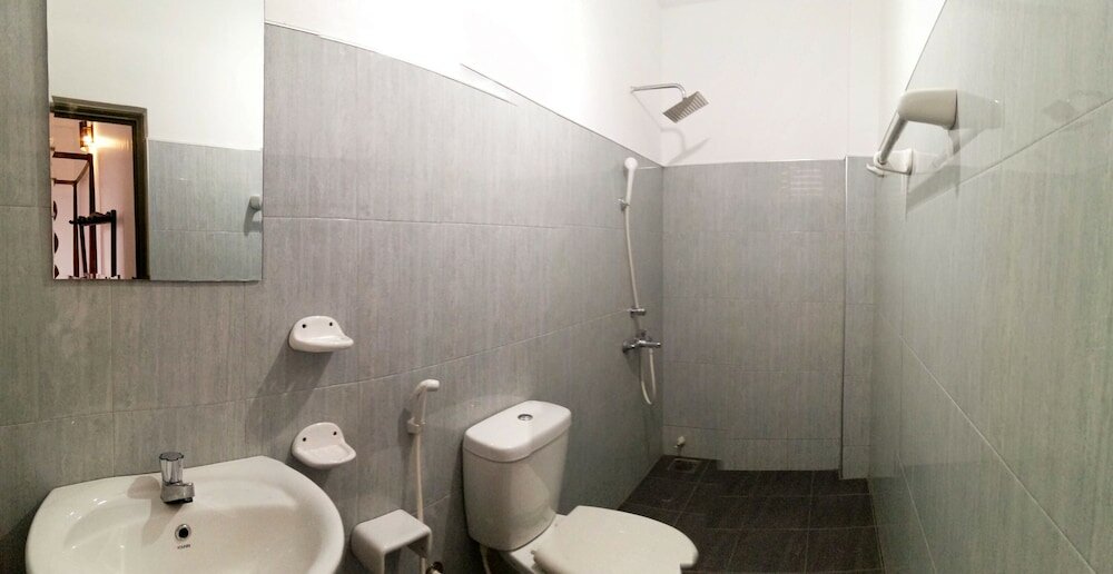 Фото Dreamers Lodge - Hostel