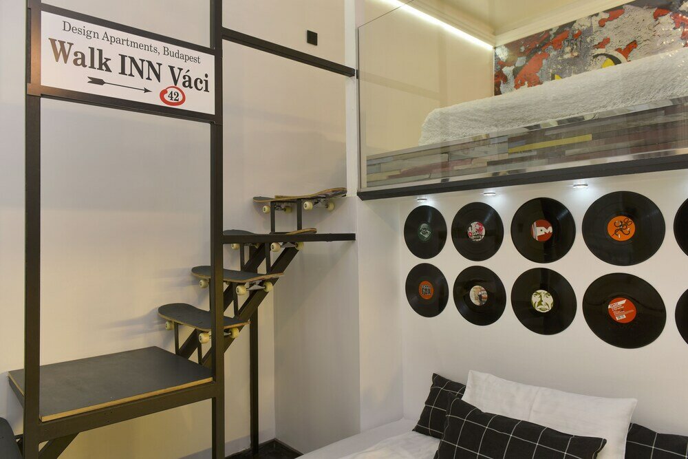 Фото Walk Inn Váci 42