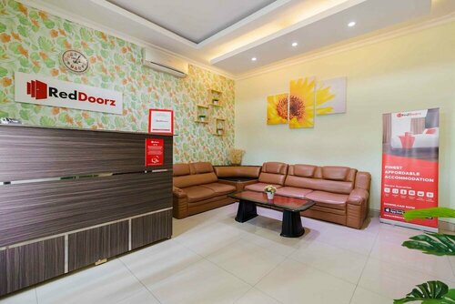 Гостиница RedDoorz Syariah near Jam Gadang Bukittinggi 2 в Провинции Западная Суматра