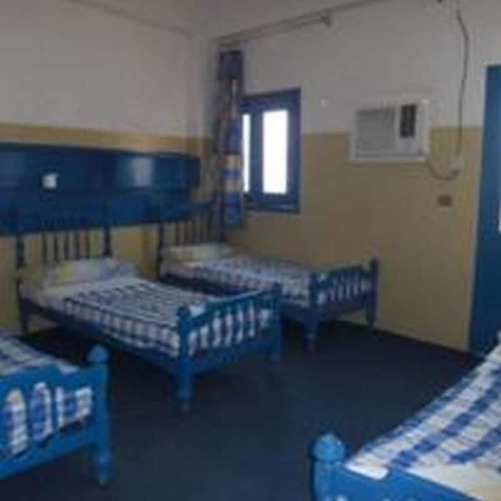 Фото Oasis Hotel