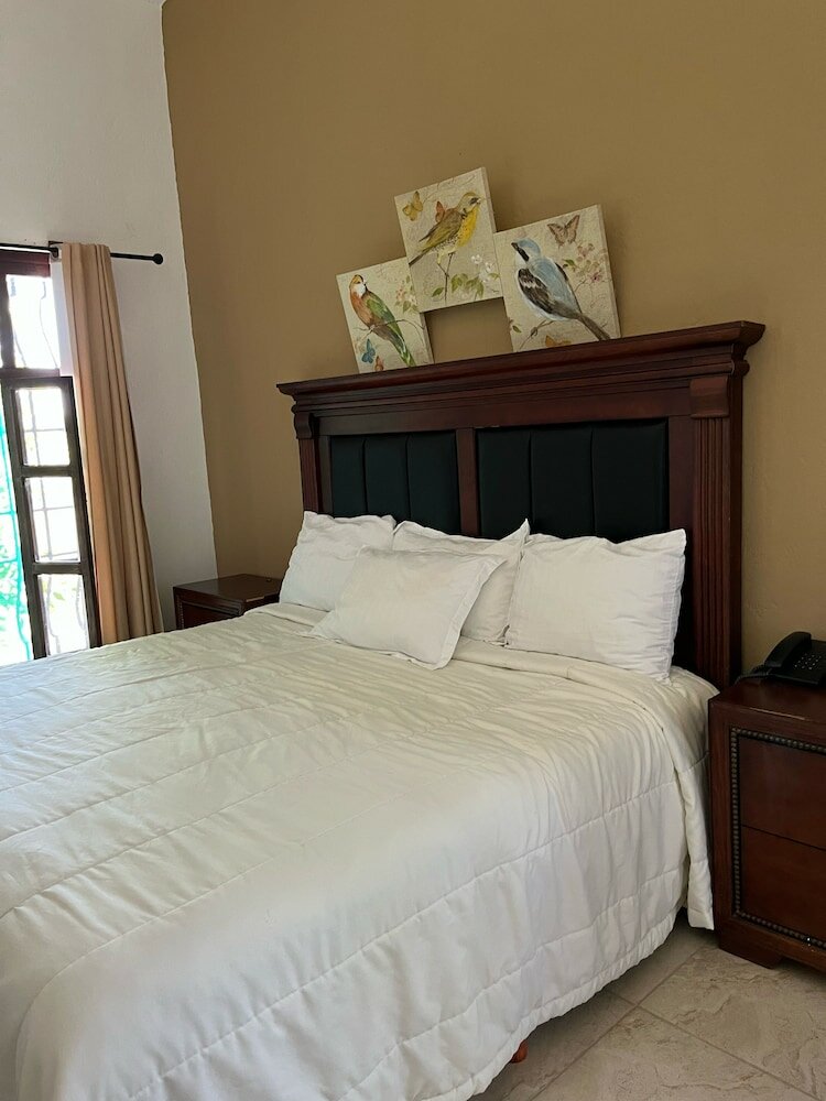 Фото Hotel Hacienda Villa Victoria