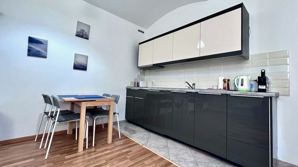 Фото Ground Floor Apartment