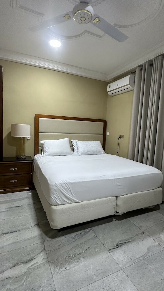 Фото Achie Suites