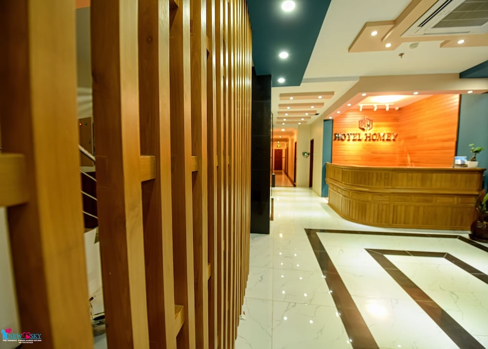 Фото Hotel Homey Mandalay