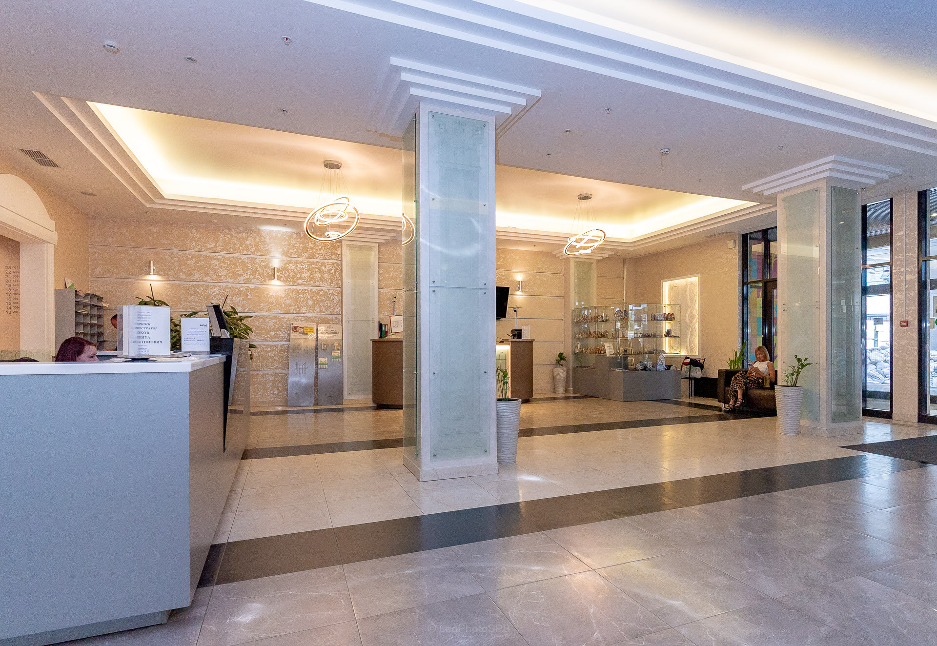 Фото отеля 2