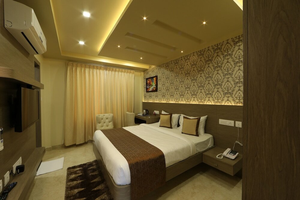 Фото Aaccord Suites Inn