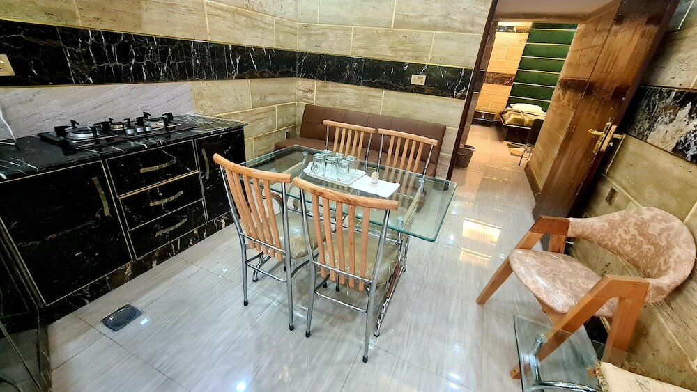 Фото Апарт-отель Smart Apartment's Lahore