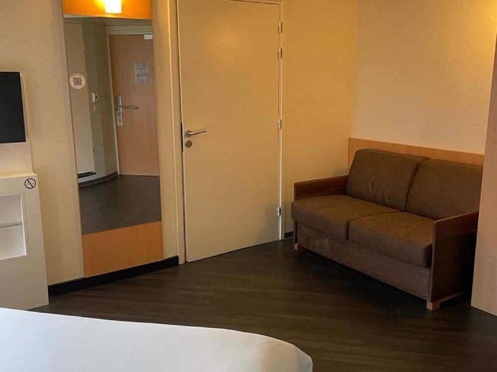 Фото Ibis Paris Orly Rungis