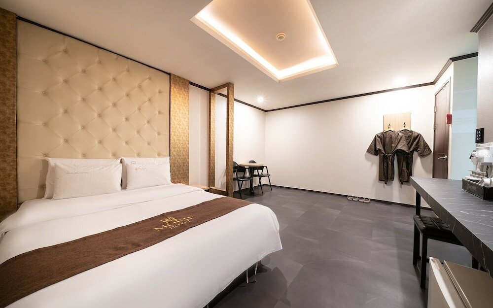 Фото Bucheon Mori Hotel