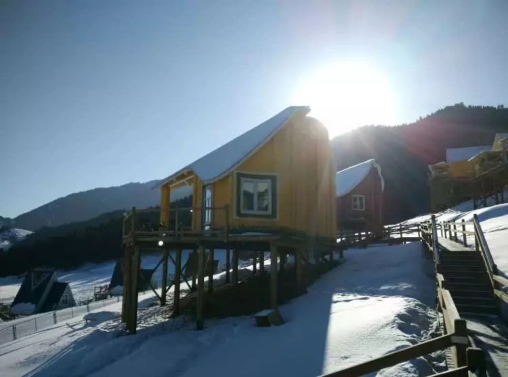 Фото Urumchi Nanshan Scenery Retreats