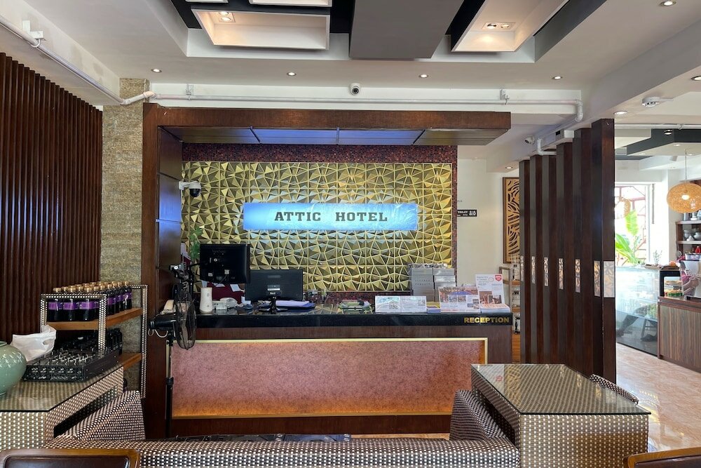 Фото Oyo 997 Attic Capsule Hotel