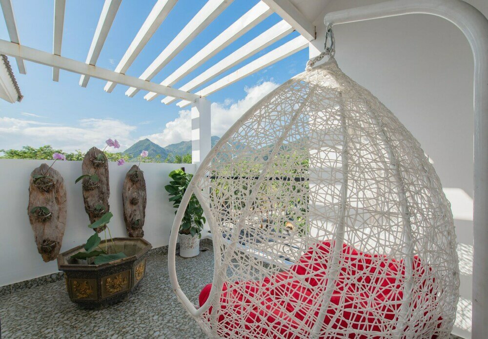 Фото West Lake Hotel