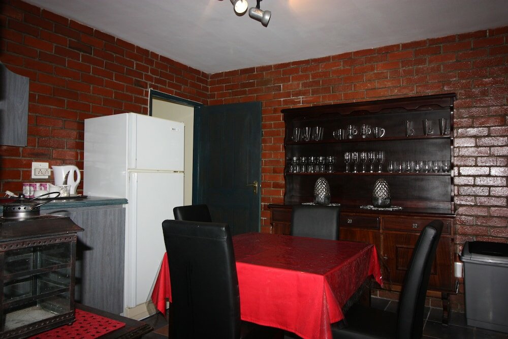 Фото Covenant Well Guest House