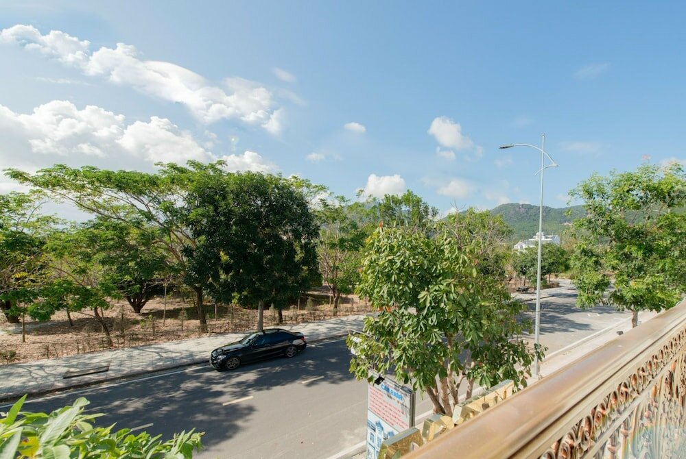 Фото West Lake Hotel