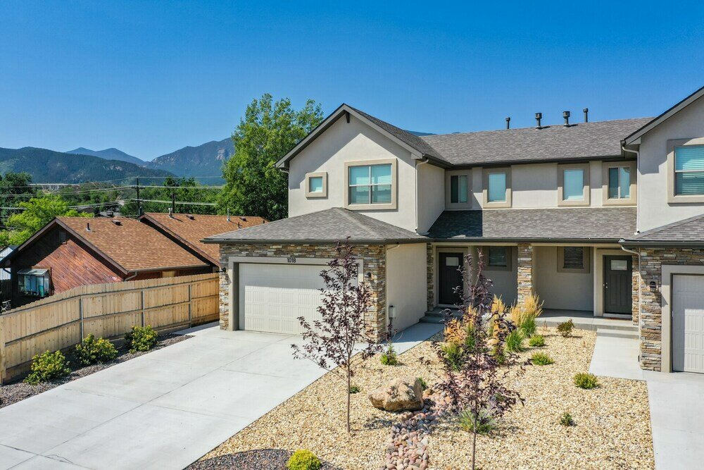 Фото 4bdpikes Peak Viewsminutes to Hiking & Dining!!