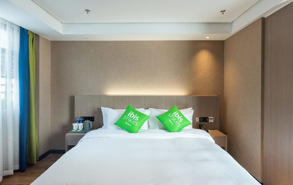 Фото Ibis Styles Fuzhou Wuyi Square Hotel