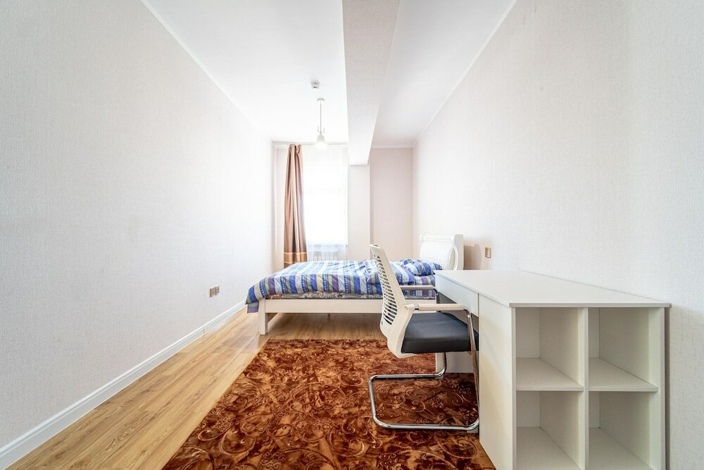 Фото Eagle Town Service Apartment