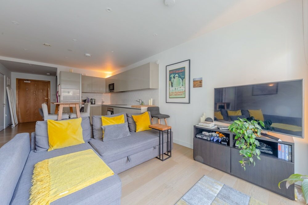 Фото Bright Flat in Elephant & Castle