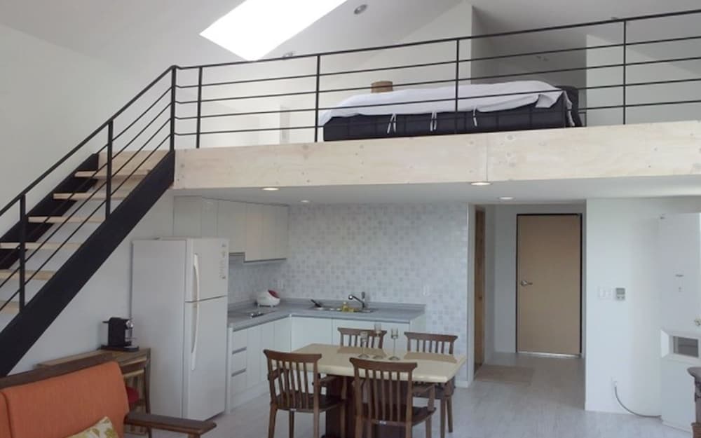 Фото Jeju Neopbille Guest House