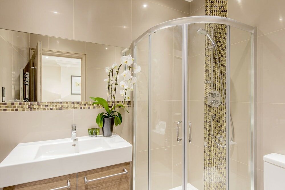 Фото Chelsea - Draycott Place apartments by Flying Butler