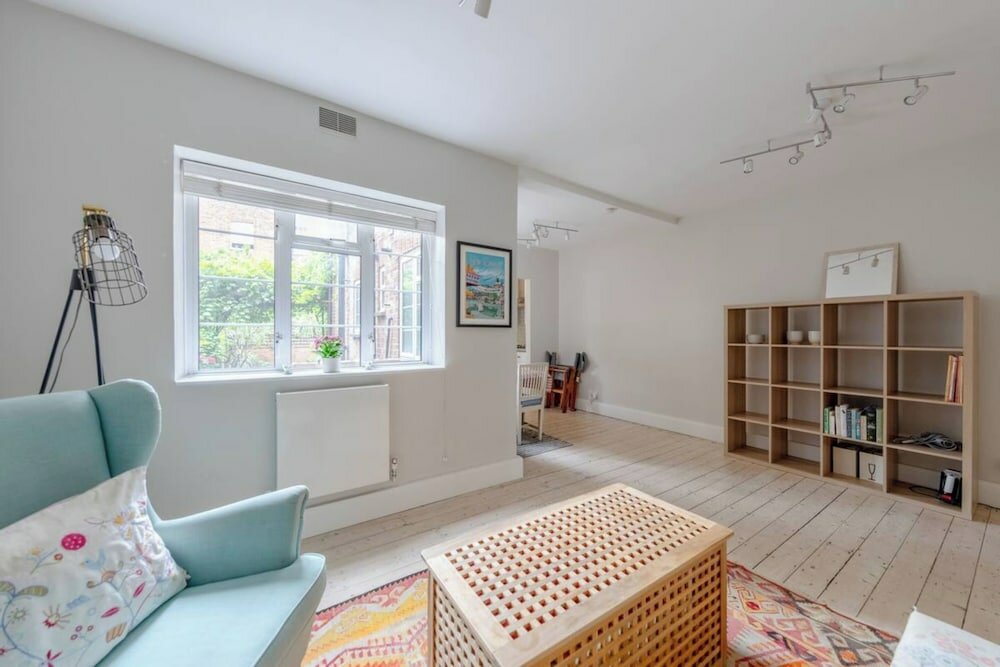 Фото Spacious 1bd Flat With Garden - Hampstead Heath