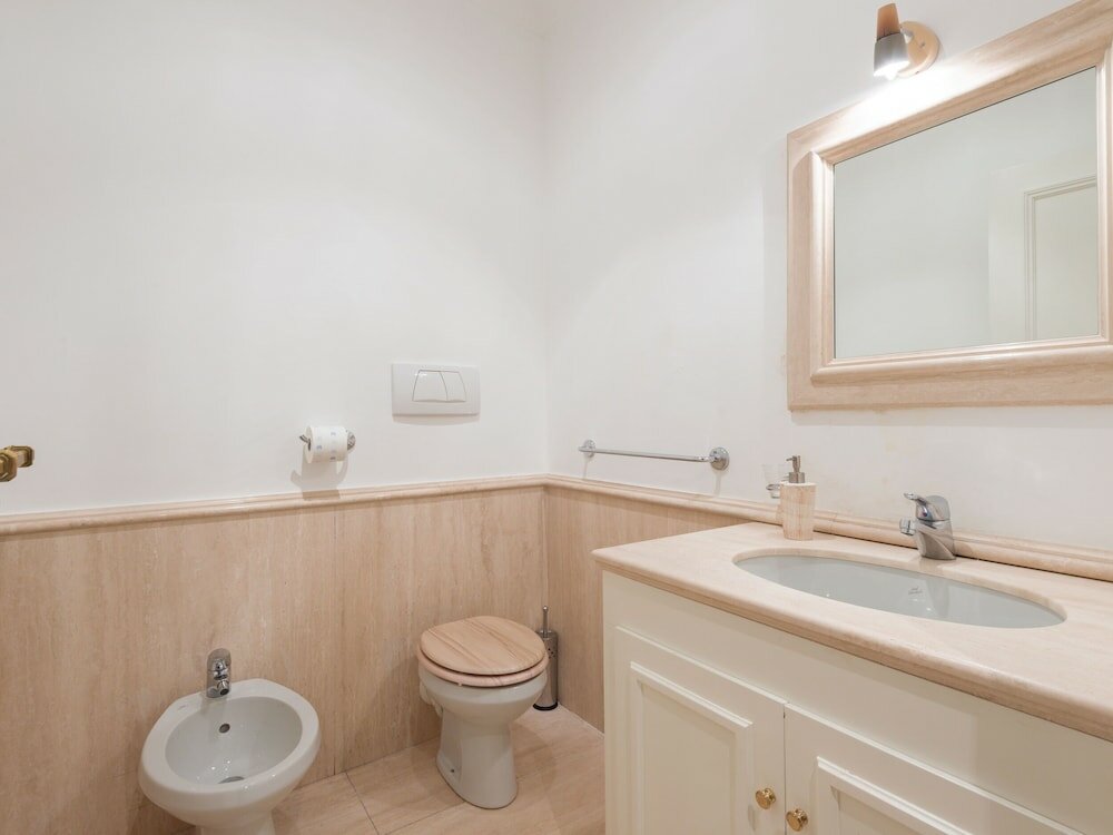 Фото Rsh Ghetto Enchanting Terrace Apartment