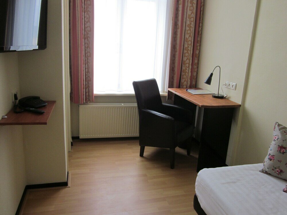 Фото Fletcher Beachhotel Scheveningen