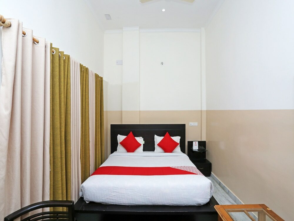 Фото Oyo 19638 Hotel Jay Continental