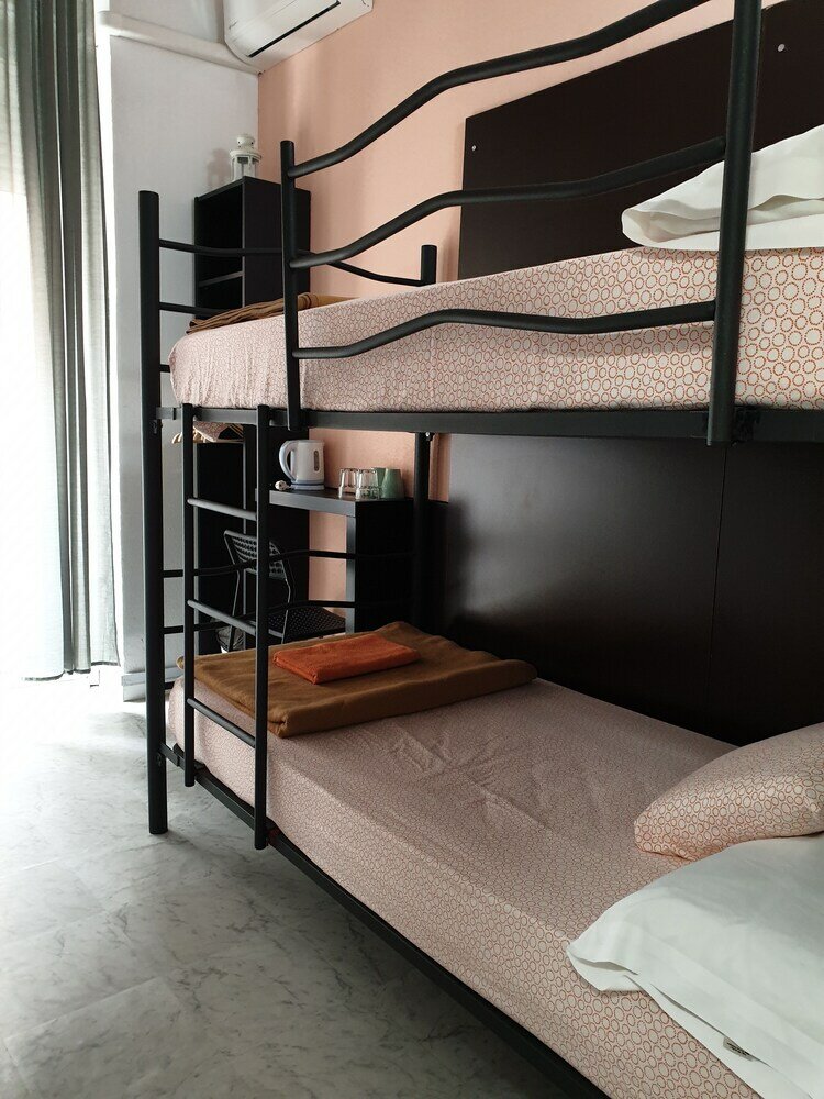 Фото Hostal Plaza Luna