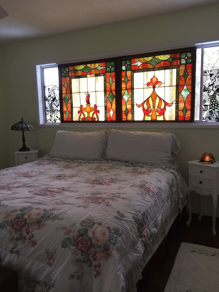 Фото Lava Tree Tropic Inn