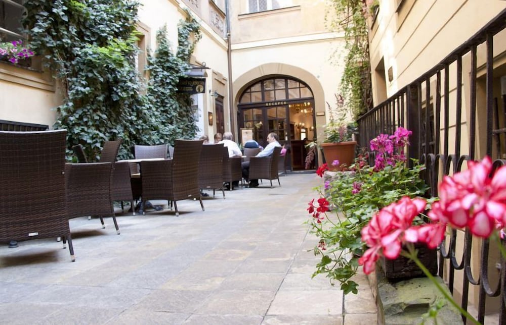 Фото Hotel U Zlateho Jelena