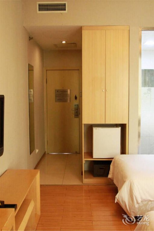 Фото Beijing Tiantan Xingcheng Hotel