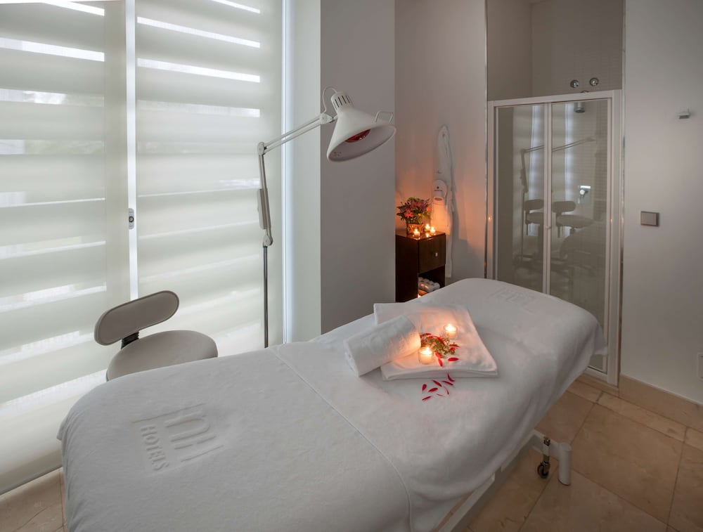 Фото Nh Collection Santiago de Compostela