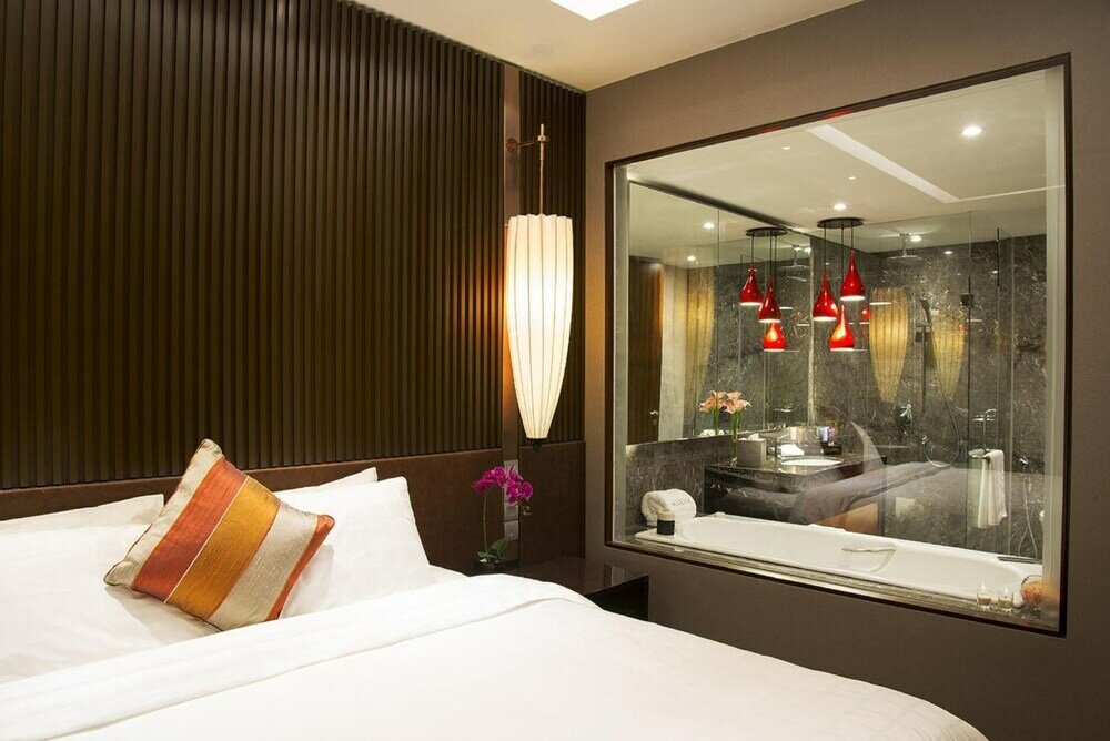 Фото Sedona Hotel Inya Wing