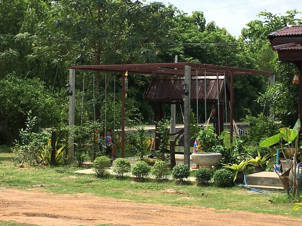 Фото Songphu Homestay