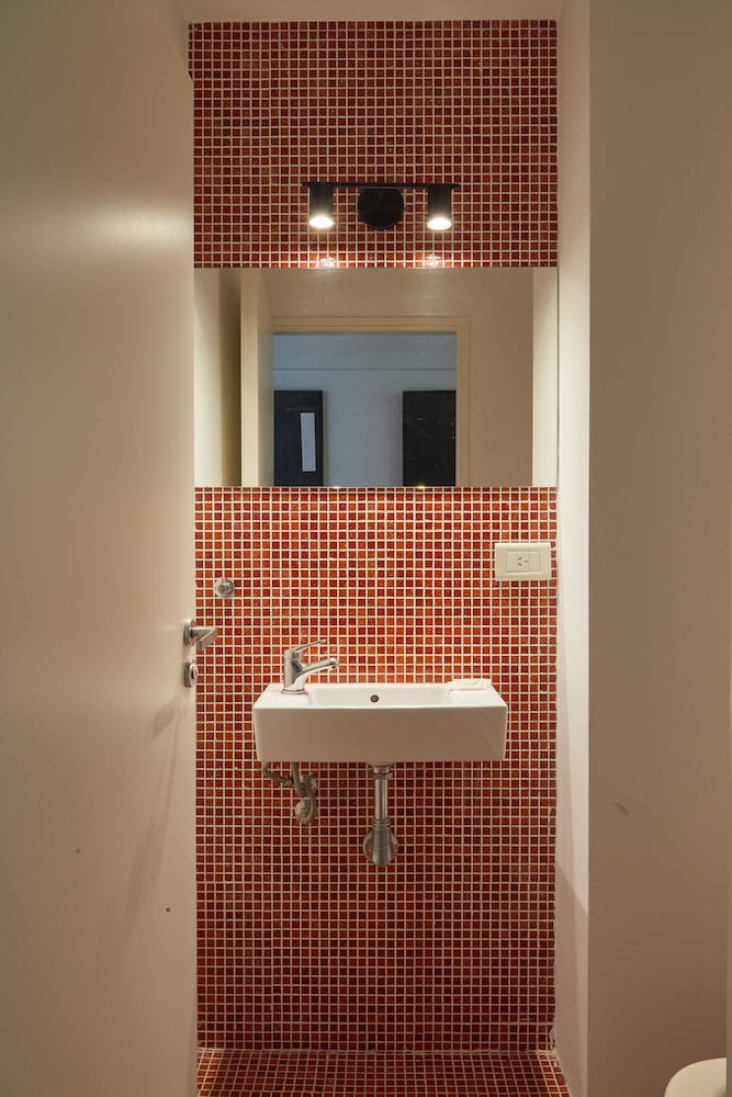 Фото Charming 1 Bedroom apartment