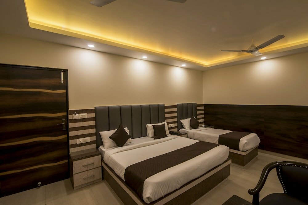 Фото Hotel Mahajan Internatioanal