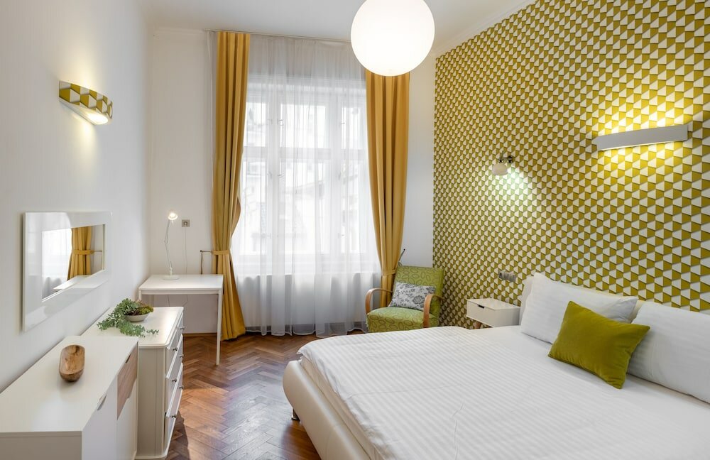 Фото Mordecai Twelve Apartments by Adrez Living