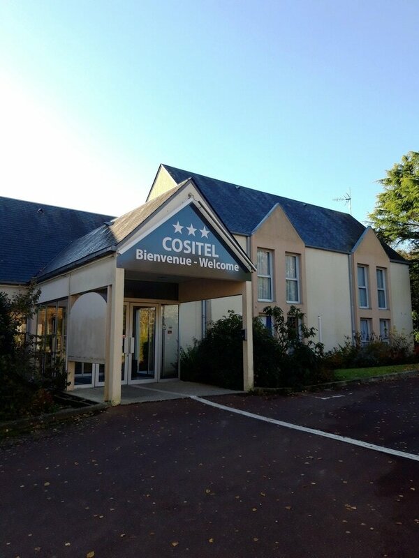 Гостиница Hôtel Cositel Coutances