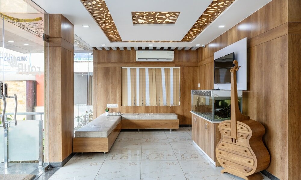 Фото Treebo Trend Four Seasons