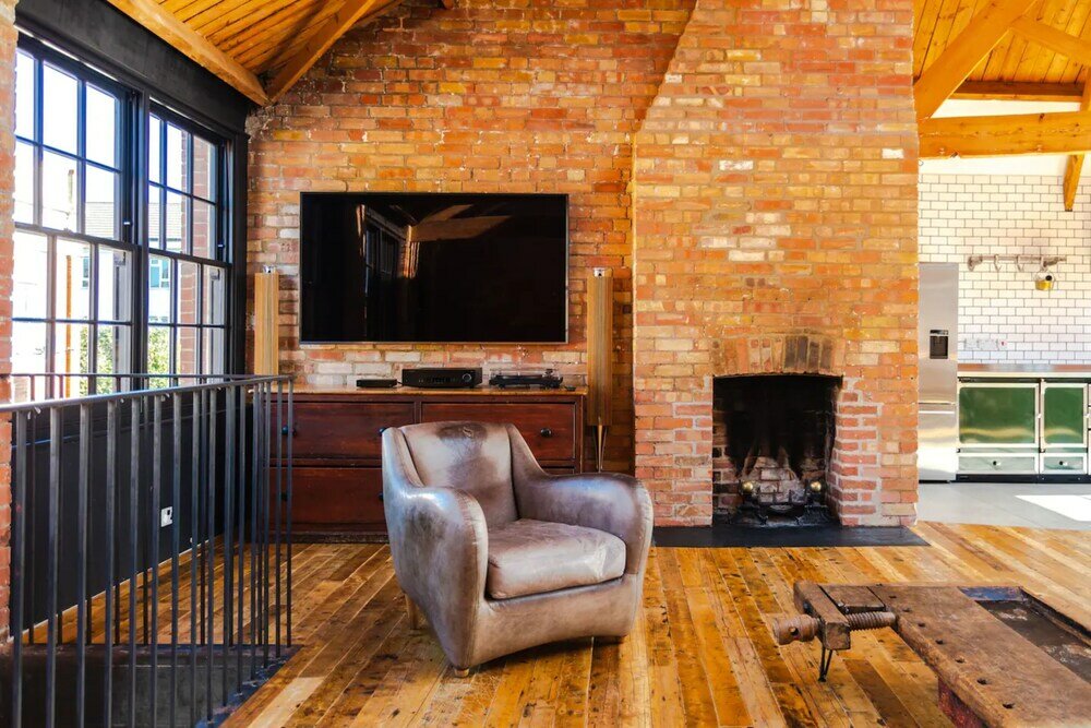 Фото Spectacularly Unique 4 Bedroom House in Bethnal Green