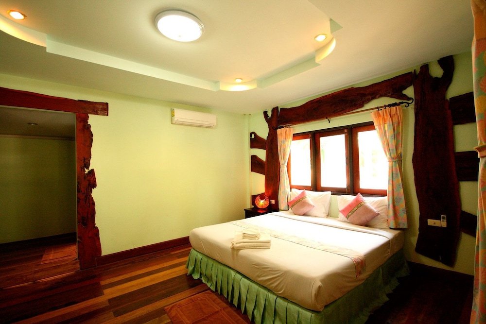 Фото Baan Po Ngam Resort