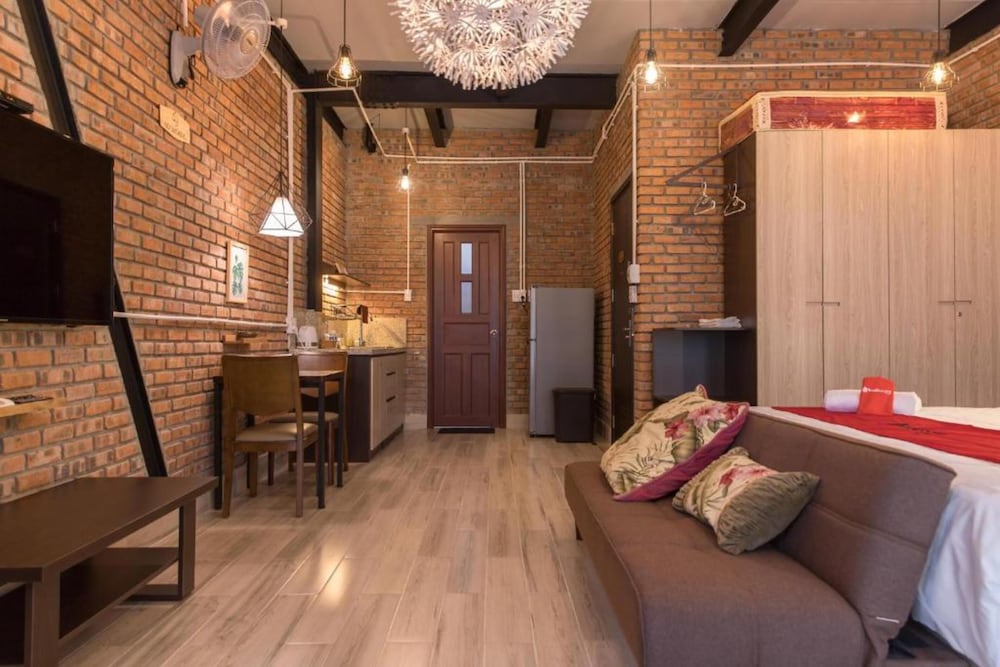 Фото Sweet Home Apartment