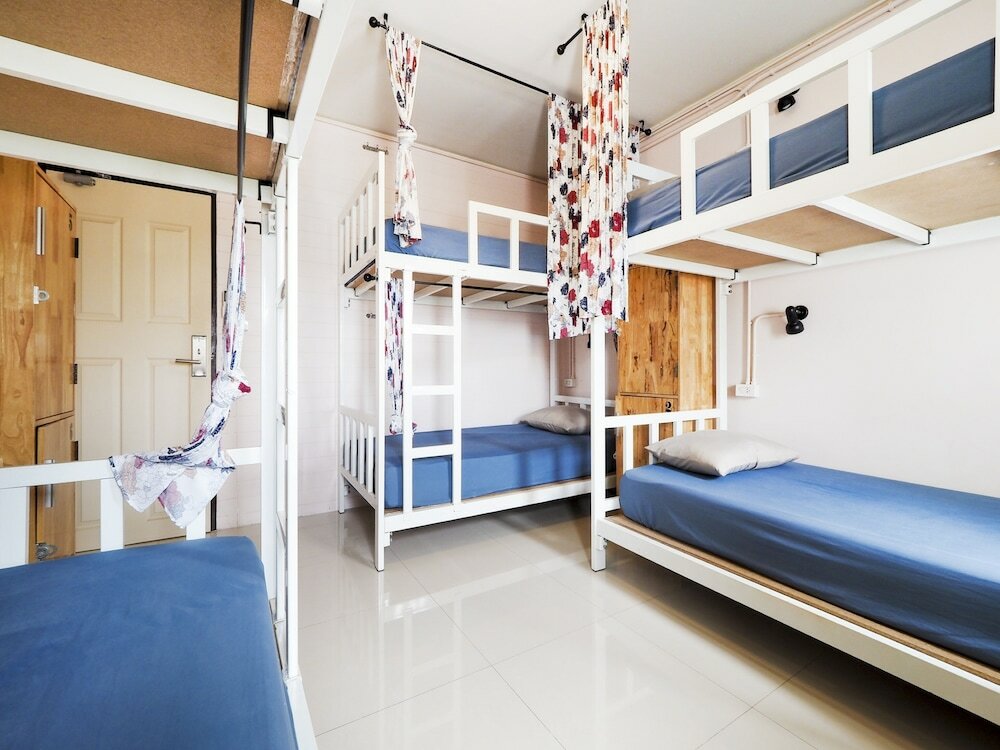 Фото Oyo 692 Nakara Ayutthaya - Hostel