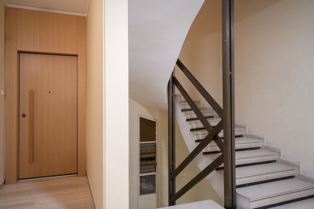 Фото Kolonaki Upscale 4 bdr Luxury apartment