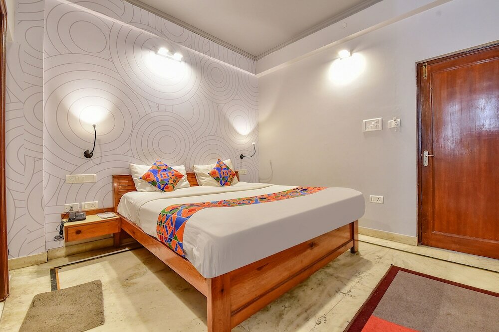 Фото Fabhotel Urban Stay